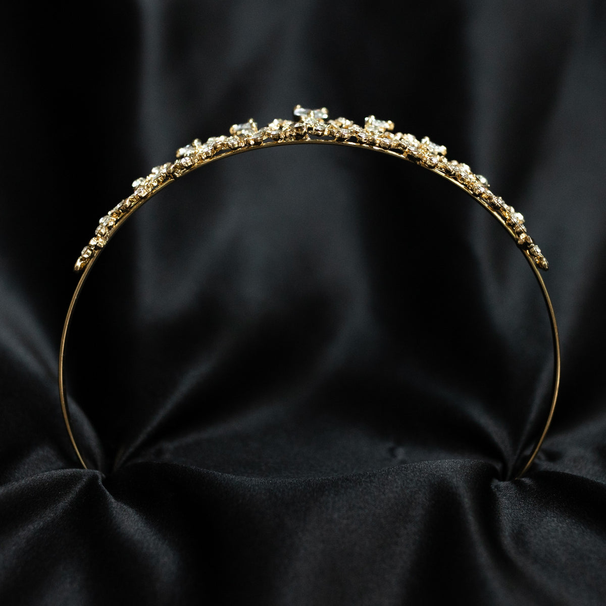 Medina's Tiara in Gold