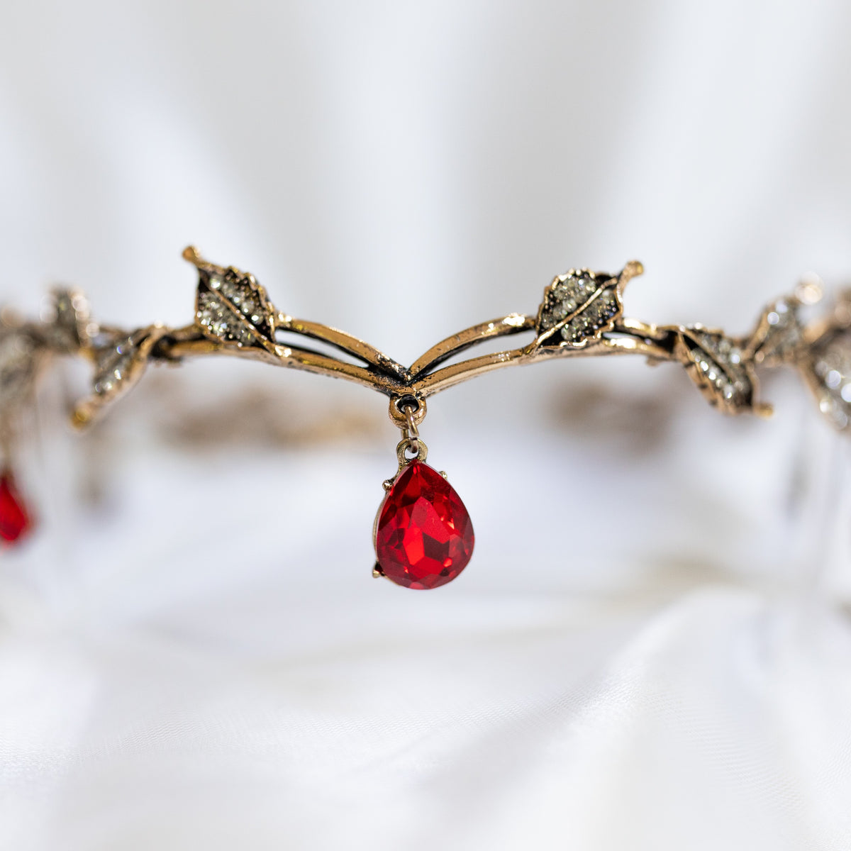 Octavia's Crystal Drop Head Band in Red & Antique Gold – Auburn & Main