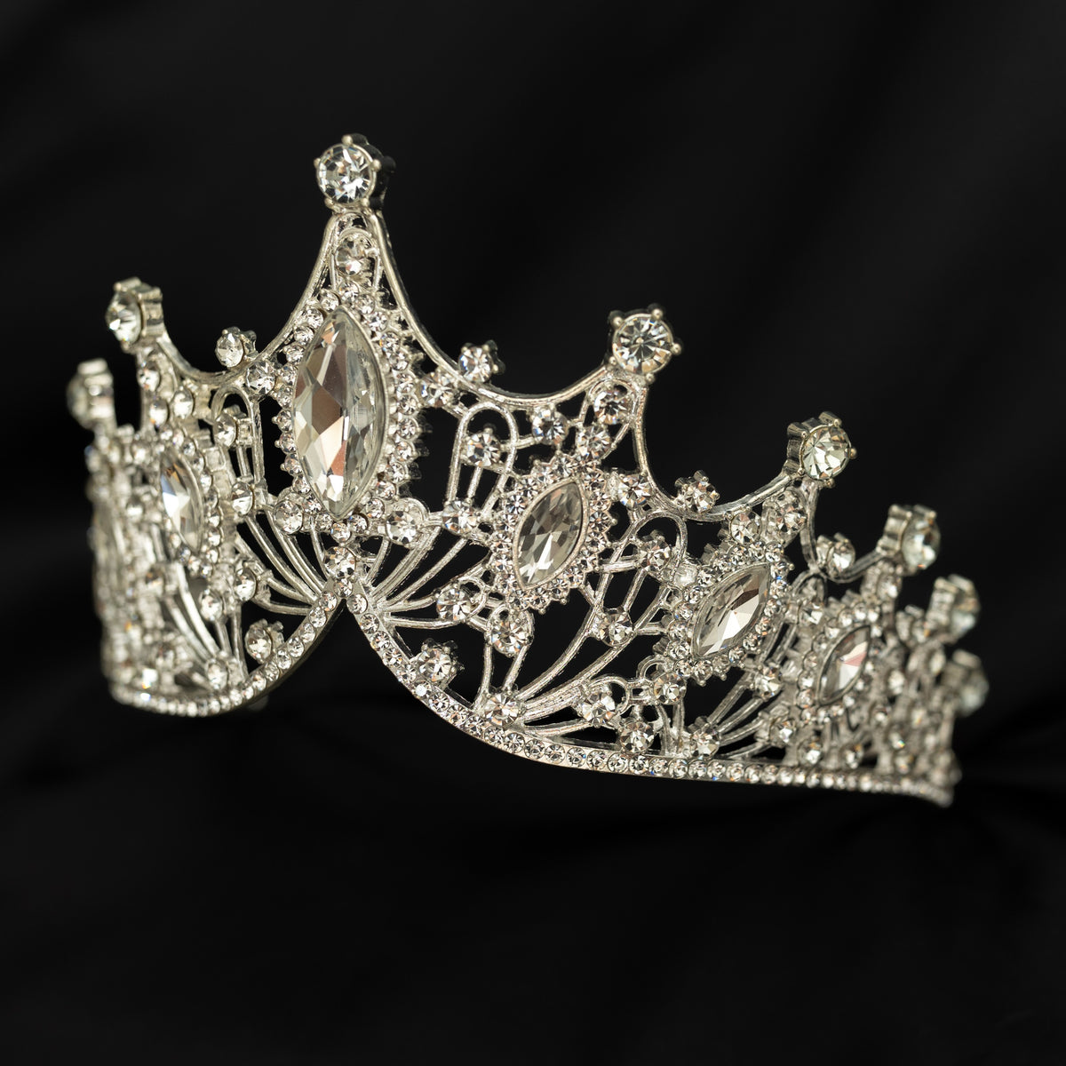 Regina's Tiara in Silver