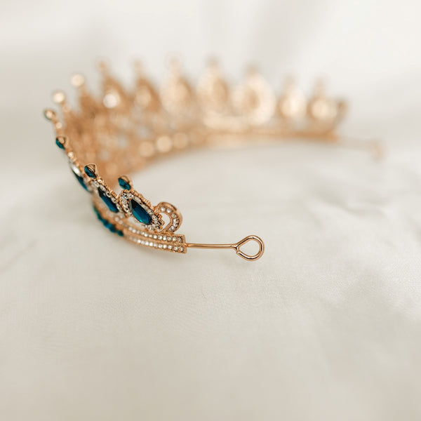Saya's Tiara in Aquamarine Blue