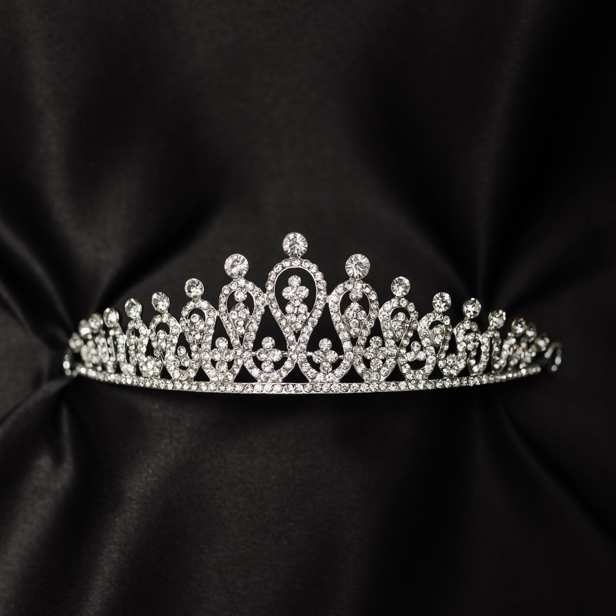 Tara's Tiara – Auburn & Main