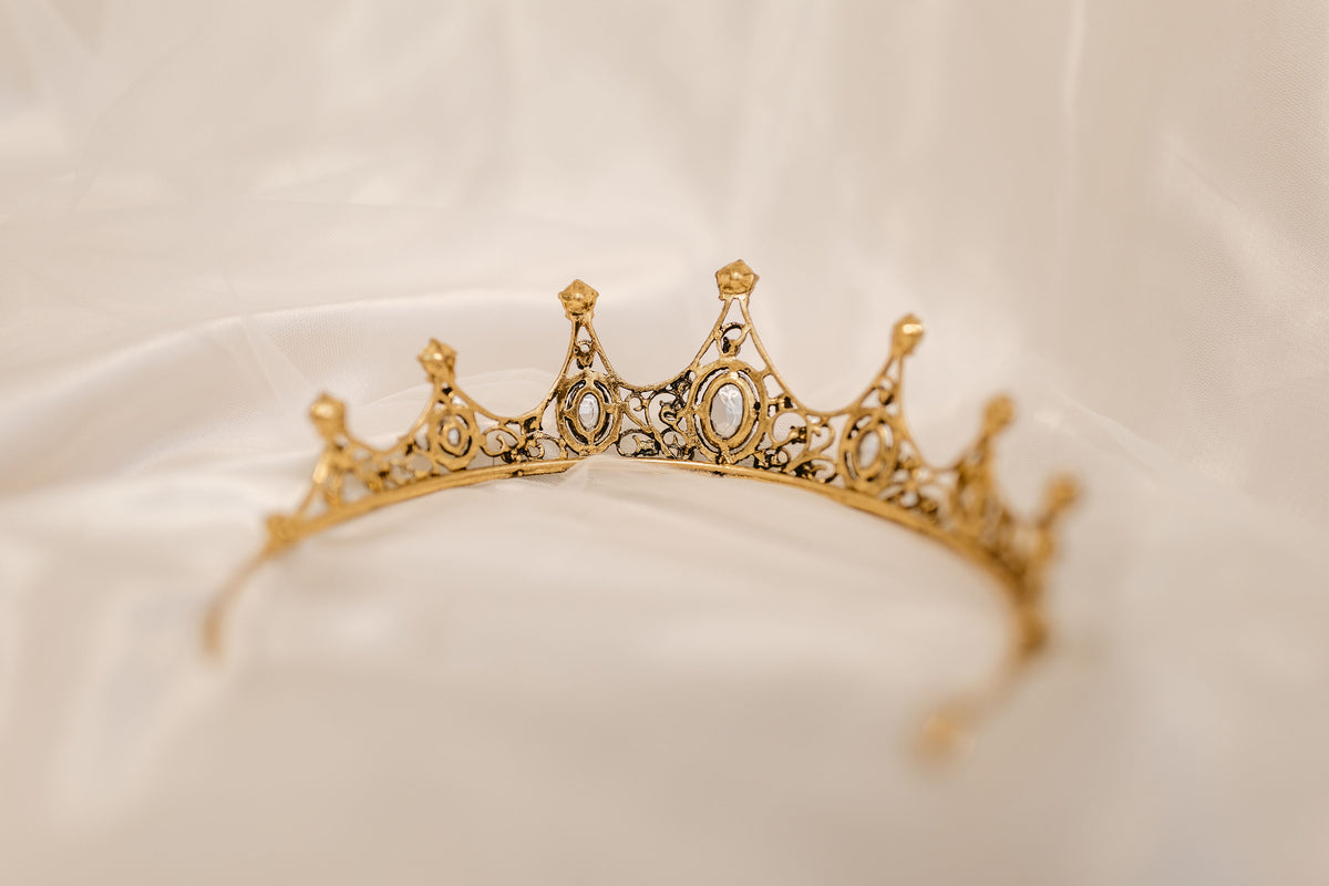 Cindy's Tiara in Purple & Gold