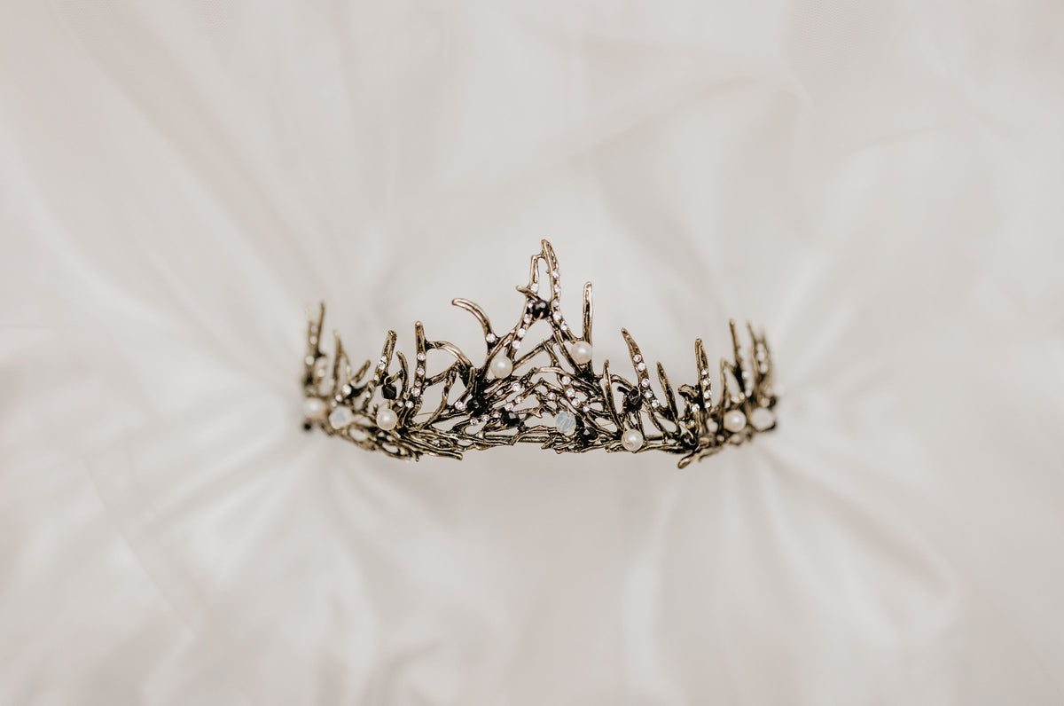 Gilda’s Tiara in Antique Gold/ Bronze
