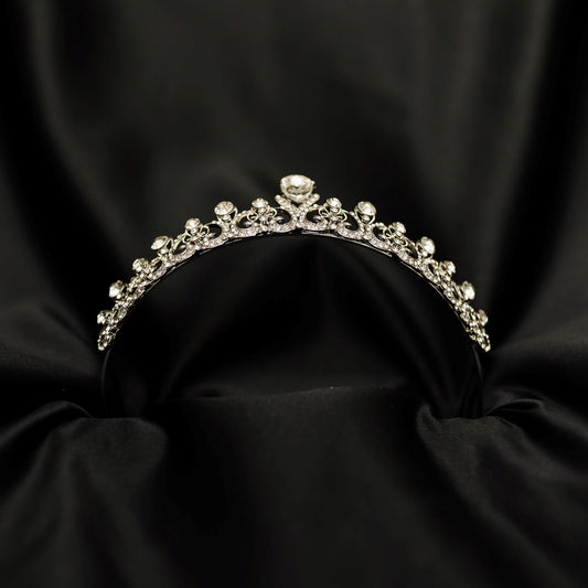 Linda's Tiara in Silver