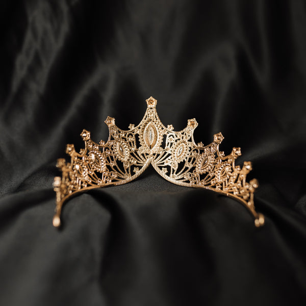 Regina's Tiara in Gold
