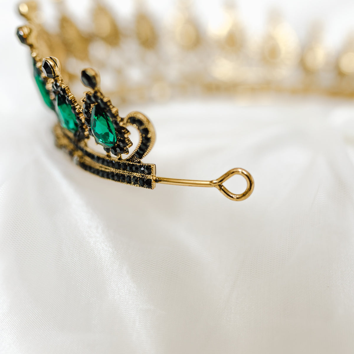Saya’s Tiara in Green & Antique Gold