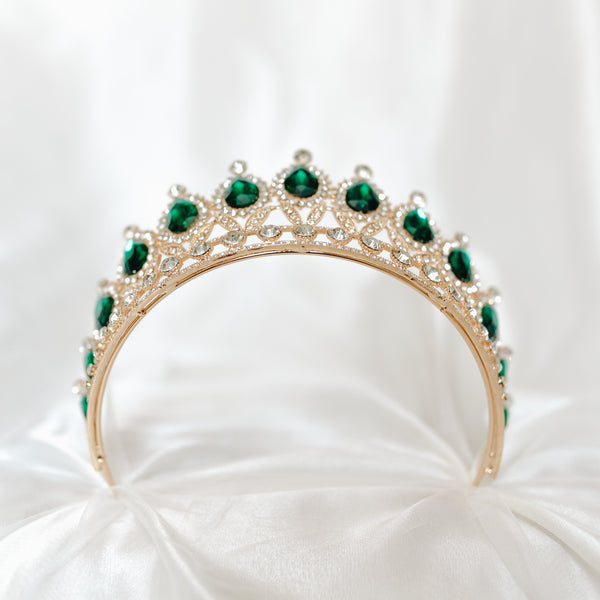 Saya’s Tiara in Green & Gold