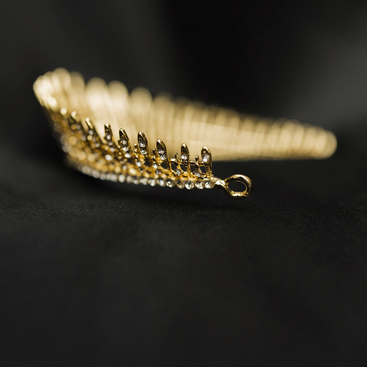 Theia’s Tiara in Gold