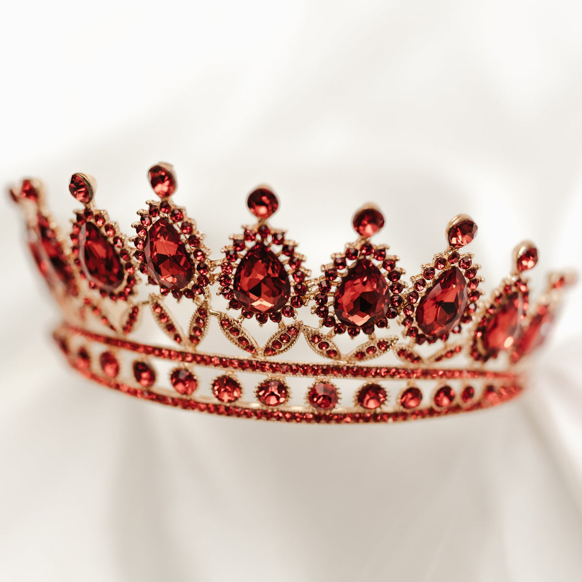Saya's Tiara in Red & Gold