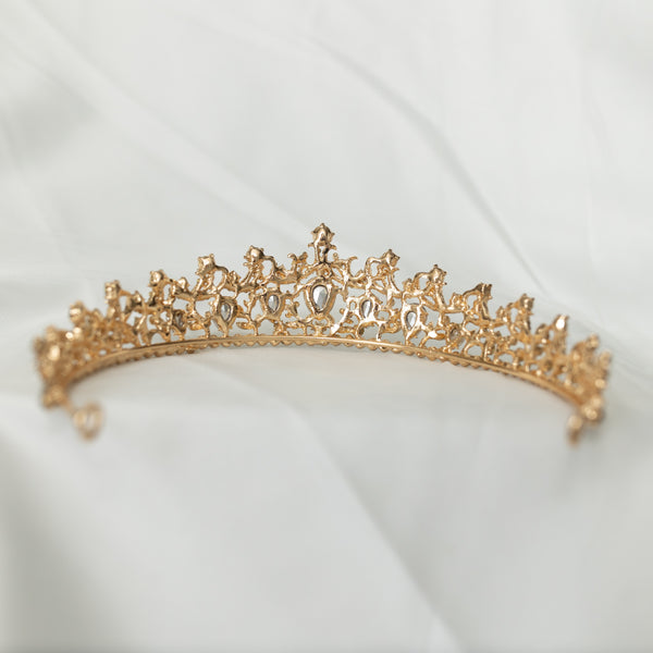 Finley’s Tiara in Gold