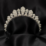 Hollis' Tiara in Silver Pearl