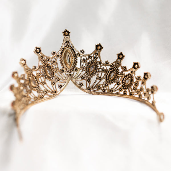 Regina's Tiara in Red & Antique Gold