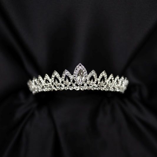Amelia's Tiara in Silver White Gold - Front