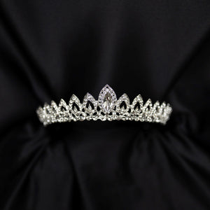 Amelia's Tiara in Silver White Gold - Front