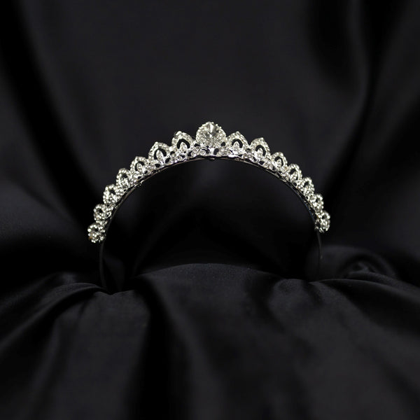 Amelia's Tiara in Silver White Gold - Bottom