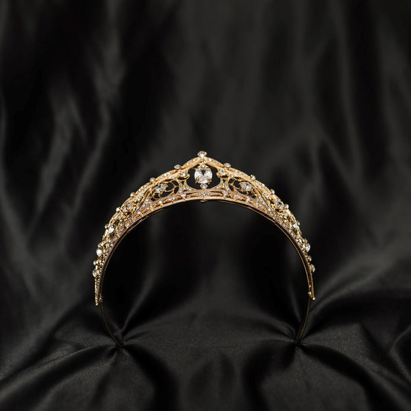 Aria's Tiara in Gold