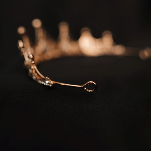 Cindy's Tiara Pink - End