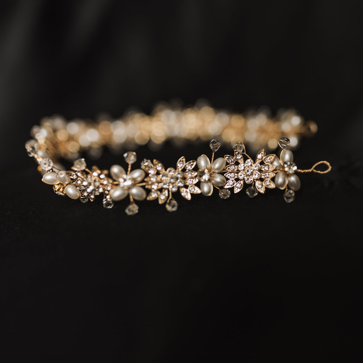 Coco’s Hair Band in Gold