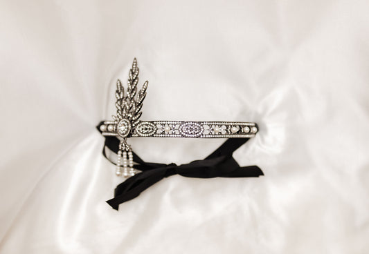 Georgie - Georgie's Tiara in Silver - 1920s flapper style hair accessory, faux pearls faux diamonds, Leaf design - Front