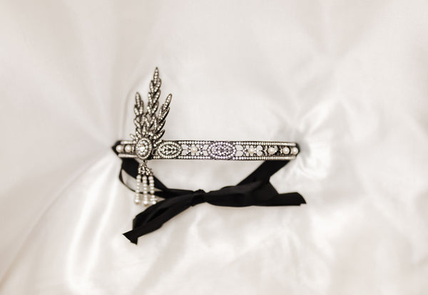 Georgie - Georgie's Tiara in Silver - 1920s flapper style hair accessory, faux pearls faux diamonds, Leaf design - Front