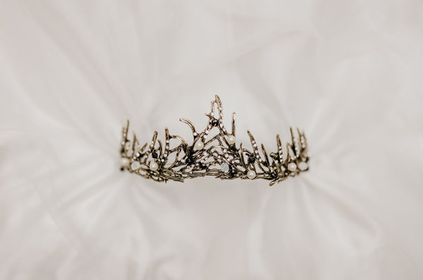 Gilda’s Tiara in Antique Gold/ Bronze