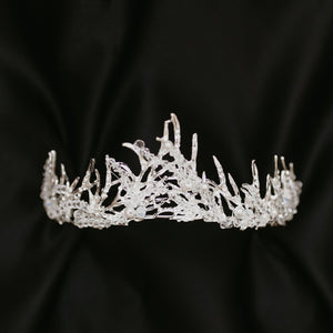 Gilda’s Tiara in White