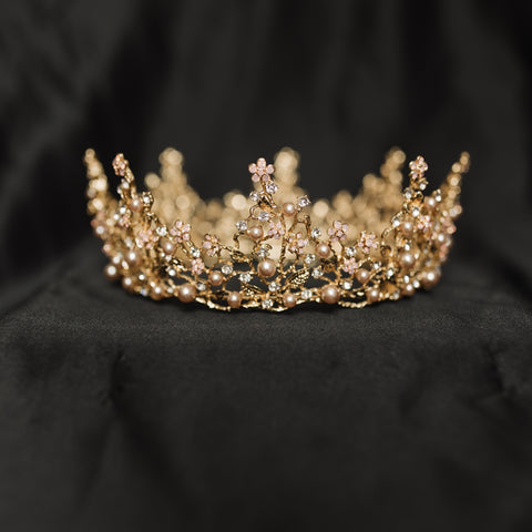 Gloria's Crown in Pink