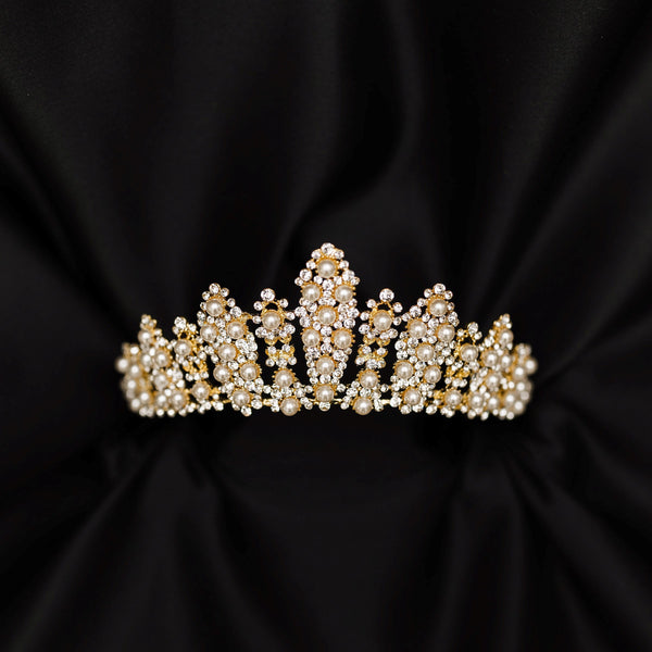 Hollis' Tiara in Gold Pearl
