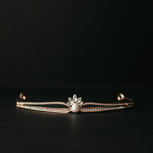 Avalyn's Tiara in Gold