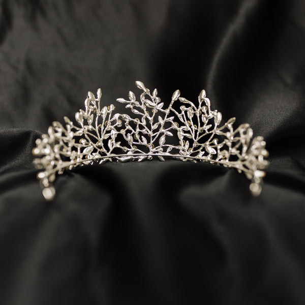 Ingrid's Tiara in Silver