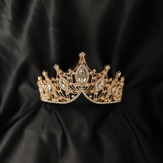 Regina's Tiara in Gold