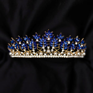 Sandy’s Tiara in Blue