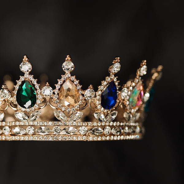 Saya's Crown