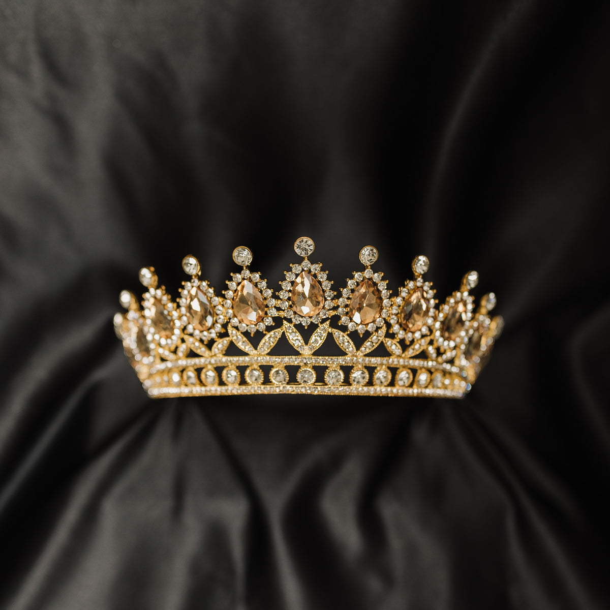 Saya's Tiara in Gold