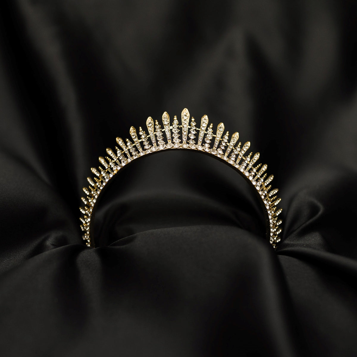 Theia’s Tiara in Gold