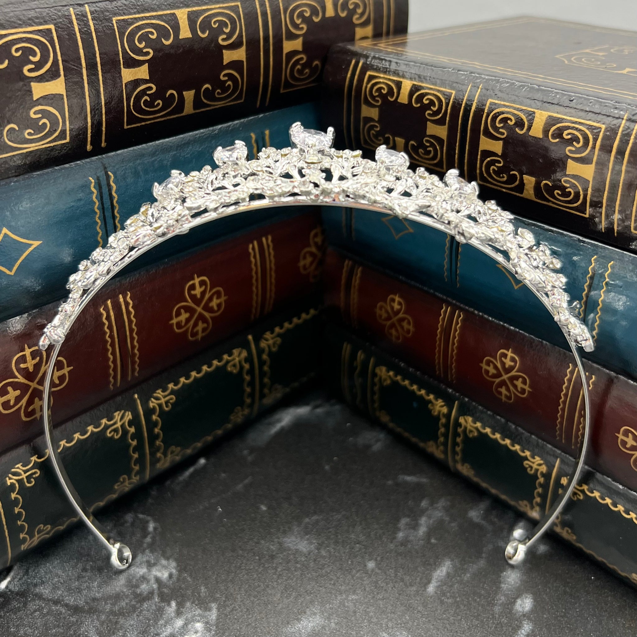 Medina's Tiara in Silver – Auburn & Main