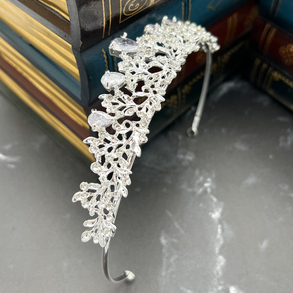 Medina's Tiara Silver - Angle